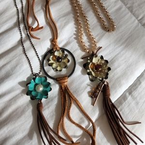 Turquoise Haven Flower Necklaces